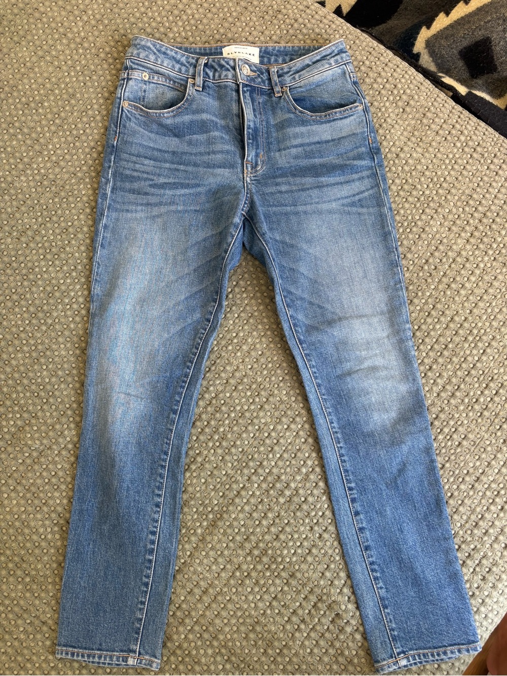 SLVRLAKE Women’s Slim Straight Jeans - Light Blue Wash size 27